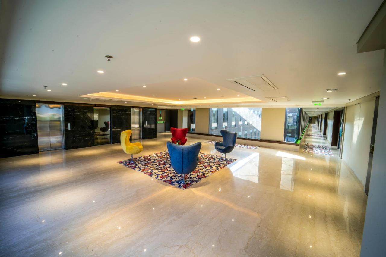 Essentia Luxury Hotel Indore Exterior photo