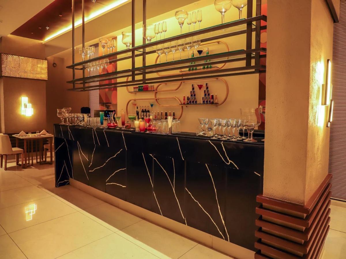 Essentia Luxury Hotel Indore Exterior photo