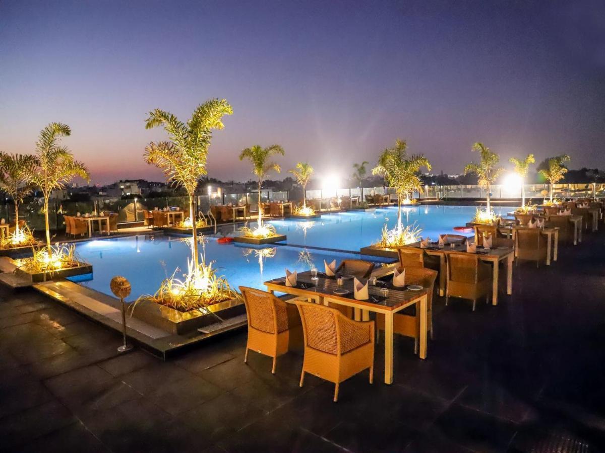 Essentia Luxury Hotel Indore Exterior photo