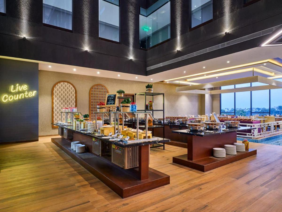 Essentia Luxury Hotel Indore Exterior photo