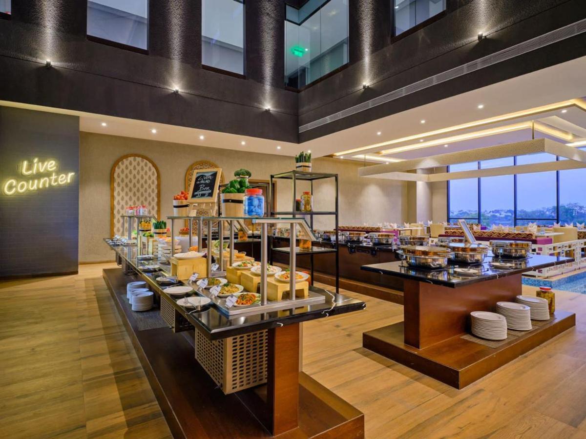 Essentia Luxury Hotel Indore Exterior photo